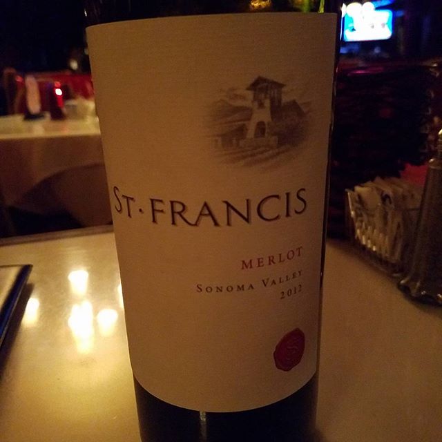 Wine with dinner tonight at a LA institution. 
@stfranciswinery