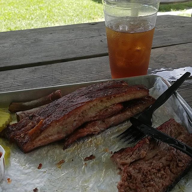 Unsweet tea and some of Texas's best BBQ.